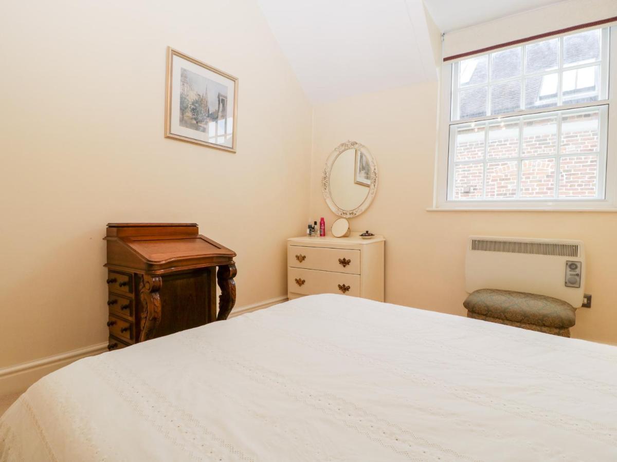 138d Old Star & Garter Mews Ludlow